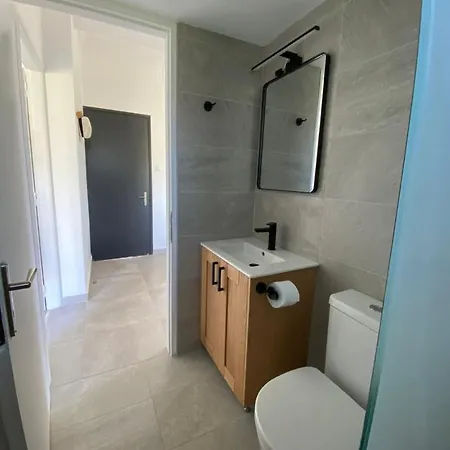 Thassa No1 Apartment